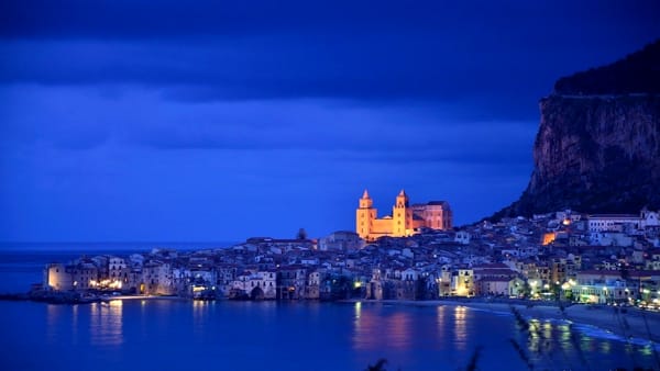 Cefalu-notte-2